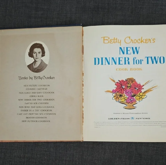 Vintage Betty Crocker New Dinner for Two Cookbook - Picture 3 of 3